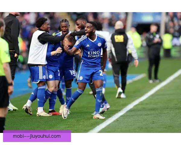 堂安律德甲主场惊艳远射世界波精彩破门助球队取胜