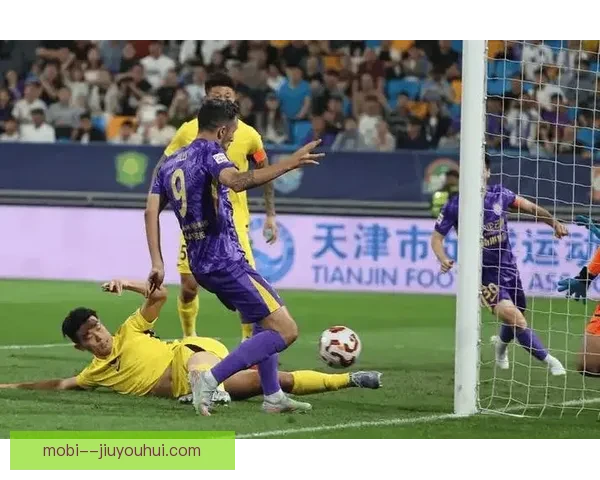 帕瓦尔意甲主场门前机敏抢点破门收获个人联赛处子球点燃全场气氛